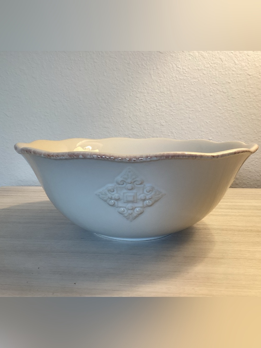 LENOX FRENCH PERLE CHARM WHITE LARGE SERVING BOWL 10" - IEC